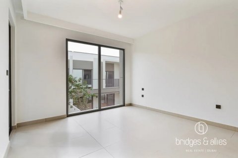 Villa in Tilal Al Ghaf, Dubai 3 bedrooms, 202 sq.m. № 89101 - photo 10