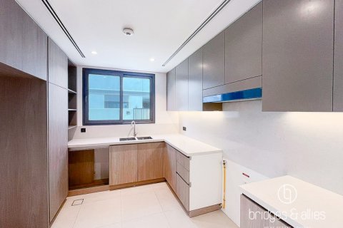 Villa in Tilal Al Ghaf, Dubai 4 bedrooms, 317 sq.m. № 89100 - photo 3