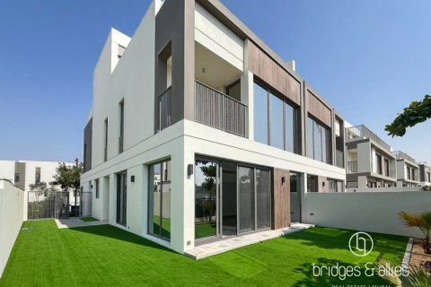 Villa in Tilal Al Ghaf, Dubai 4 bedrooms, 317 sq.m. № 89100