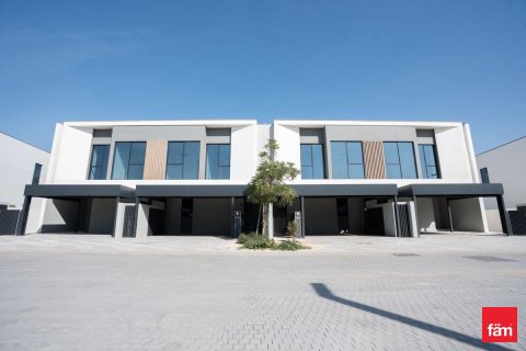 Townhouse in Dubai 3 bedrooms, 317.1 sq.m. № 89208 - photo 2