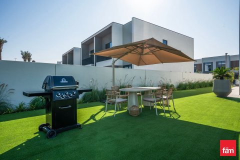 Townhouse in Dubai 3 bedrooms, 317.1 sq.m. № 89208 - photo 3