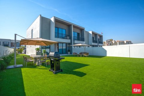 Townhouse in Dubai 3 bedrooms, 317.1 sq.m. № 89208