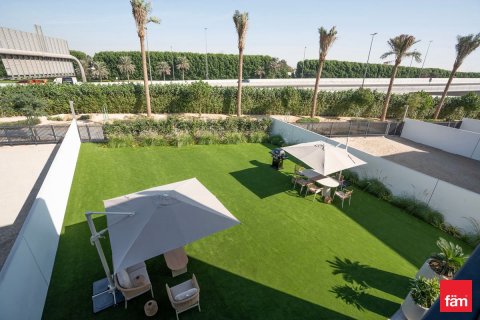 Villa in Dubai 3 bedrooms, 199.9 sq.m. № 89205 - photo 7
