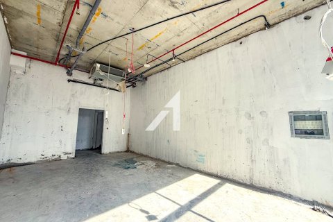 Tienda en Jumeirah Village Circle, Dubai, 55.6 m², № 69939 - foto 7