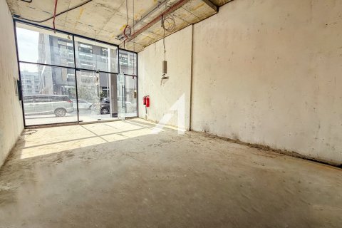 Tienda en Jumeirah Village Circle, Dubai, 55.6 m², № 69939 - foto 5