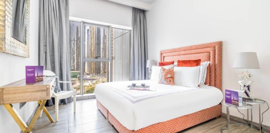 Apartment in MBL RESIDENCE in Jumeirah Lake Towers, Dubai 3 bedrooms, 214 sq.m. № 29923