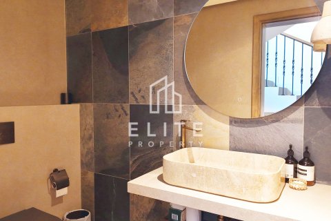 Townhouse in Dubai 4 bedrooms, 372 sq.m. № 134992 - photo 11