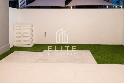 Townhouse in Dubai 3 bedrooms, 112 sq.m. № 134991 - photo 2