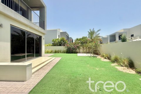 Villa à Dubai Hills Estate, Dubai, 4 chambres, 300.73 m², № 119742 - photo 5
