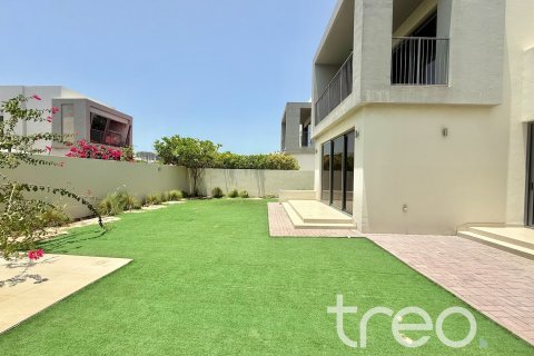 Villa à Dubai Hills Estate, Dubai, 4 chambres, 300.73 m², № 119742 - photo 2