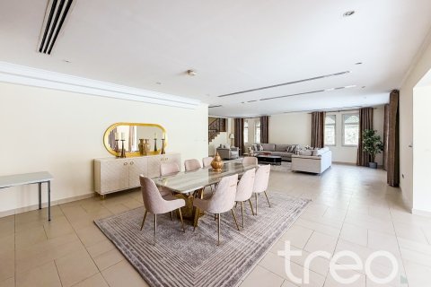 Villa in Regional, Jumeirah Park, Dubai 4 bedrooms, 402.73 sq.m. № 119738 - photo 8