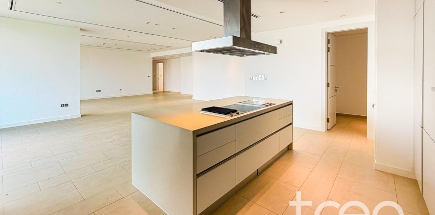 Apartment in Seventh Heaven, Al Barari, Dubai 2 bedrooms, 244.06 sq.m. № 119739