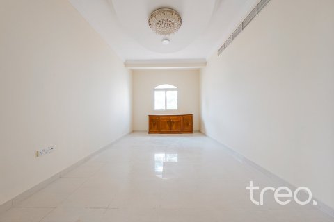 Villa à Dubai, 4 chambres, 939.53 m², № 119736 - photo 12