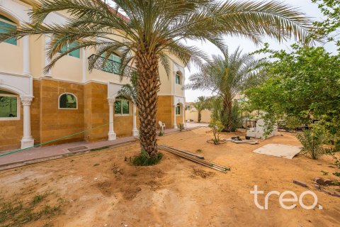 Villa à Dubai, 4 chambres, 939.53 m², № 119736 - photo 18