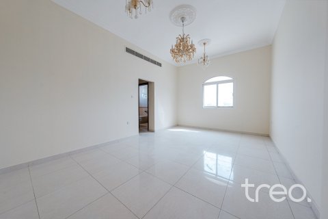 Villa à Dubai, 4 chambres, 939.53 m², № 119736 - photo 15