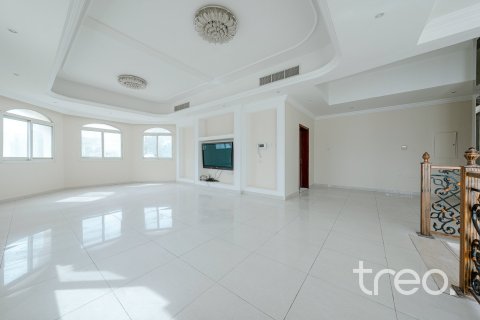 Villa à Dubai, 4 chambres, 939.53 m², № 119736 - photo 3