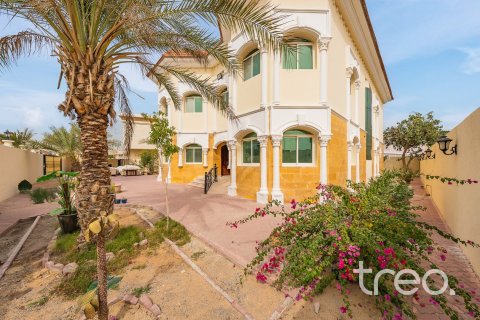 Villa à Dubai, 4 chambres, 939.53 m², № 119736 - photo 5