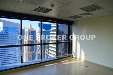 Office in Jumeirah Lake Towers, Dubai 102.9 sq.m. № 383 - photo 3