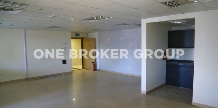 Office in Jumeirah Lake Towers, Dubai 102.9 sq.m. № 383