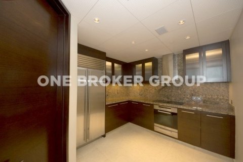 Appartement à Downtown Dubai (Downtown Burj Dubai), Dubai, 3 chambres, 253.6 m², № 382 - photo 13