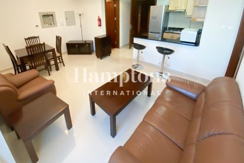 Appartement à Dubai Sports City, Dubai, 1 chambre, 64.61961068 m², № 104662 - photo 2