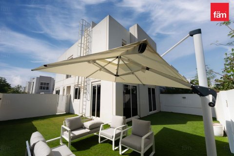 Купить таунхаус в Дубае: 4 спальни, 269.7м², № 76858 - фото 9