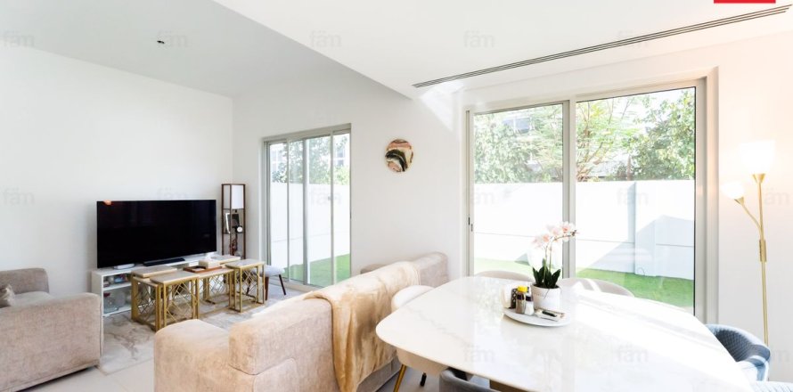 Adosado en Dubai, 4 dormitorios, 269.7 m², № 76858