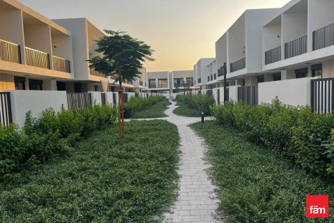 Townhouse in Town Square, Dubai 4 bedrooms, 261.7 sq.m. № 76856 - photo 9