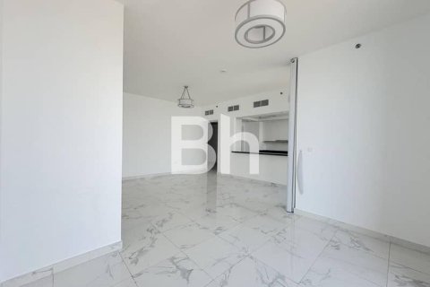 Apartment in Business Bay, Dubai 2 bedrooms, 140 sq.m. № 57678 - photo 19