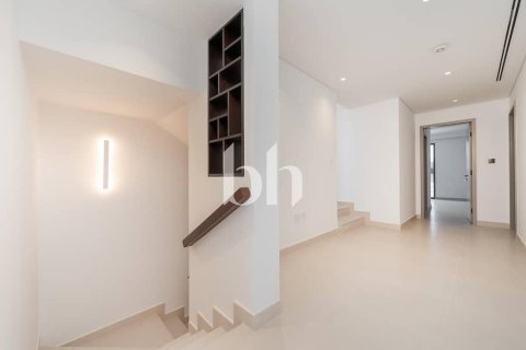 Снять в аренду таунхаус в Tilal Al Ghaf, Дубай: 4 спальни, 225м², № 57674 - фото 6