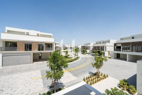 Снять в аренду таунхаус в Tilal Al Ghaf, Дубай: 4 спальни, 225м², № 57674 - фото 21