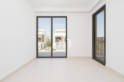 Снять в аренду таунхаус в Tilal Al Ghaf, Дубай: 4 спальни, 225м², № 57674 - фото 13