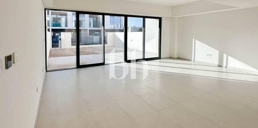 Villa in Dubai 3 bedrooms, 175 sq.m. № 57675