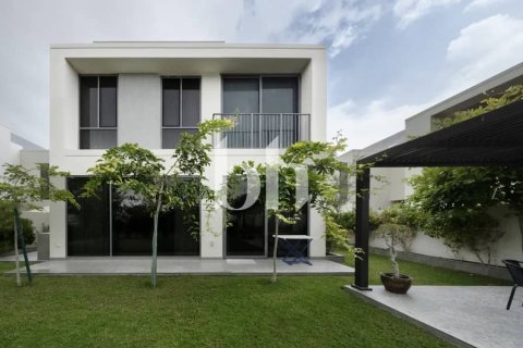 Villa in Dubai Hills Estate, Dubai 4 bedrooms, 457 sq.m. № 57679 - photo 18