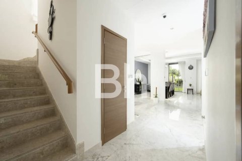 Villa in Dubai Hills Estate, Dubai 4 bedrooms, 457 sq.m. № 57679 - photo 18