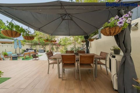 Villa in The Springs, Dubai 4 bedrooms, 210 sq.m. № 57677 - photo 5