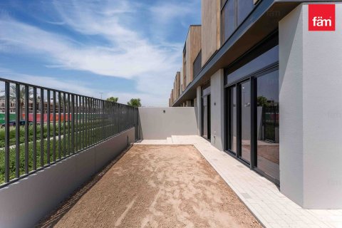 Снять в аренду таунхаус в Дубае: 4 спальни, 236.8м², № 53090 - фото 24