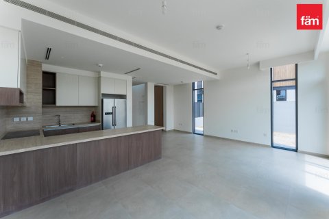 Снять в аренду таунхаус в Дубае: 4 спальни, 236.8м², № 53090 - фото 14