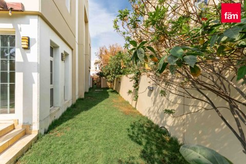 Villa in Dubai 5 bedrooms, 727.4 sq.m. № 53091 - photo 20