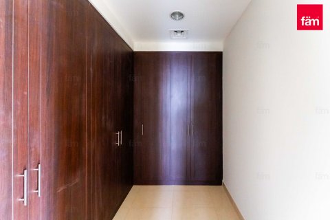 Villa in Dubai 5 bedrooms, 727.4 sq.m. № 53091 - photo 13
