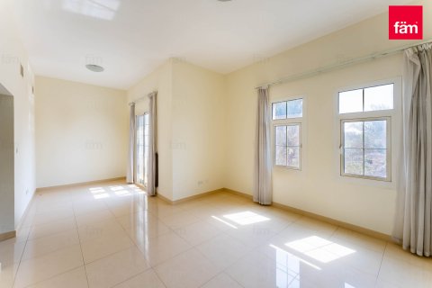 Villa in Dubai 5 bedrooms, 727.4 sq.m. № 53091 - photo 10