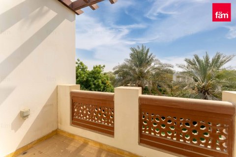 Villa in Dubai 5 bedrooms, 727.4 sq.m. № 53091 - photo 21