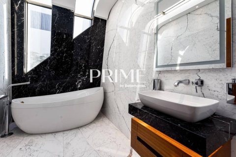 Villa à Palm Jumeirah, Dubai, 6 chambres, 1310 m², № 21767 - photo 29