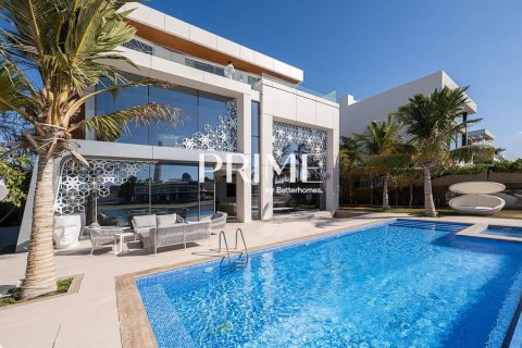 Villa à Palm Jumeirah, Dubai, 6 chambres, 1310 m², № 21767 - photo 1