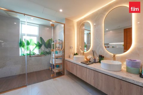 Villa in Dubai 5 bedrooms, 917.2 sq.m. № 24575 - photo 3