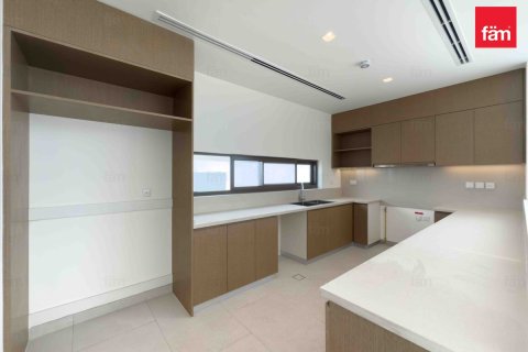 Villa en Al Furjan, Dubai, 4 dormitorios, 584.5 m², № 114953 - foto 15