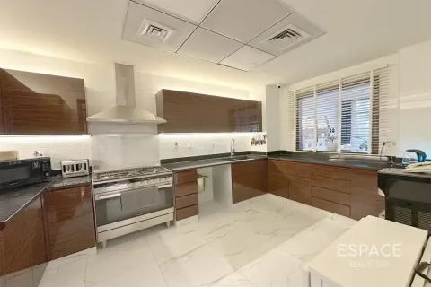 Townhouse in Quortaj, Al Furjan, Dubai 4 bedrooms, 251 sq.m. № 122736 - photo 20