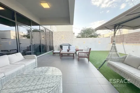 Townhouse in Quortaj, Al Furjan, Dubai 4 bedrooms, 251 sq.m. № 122736 - photo 18