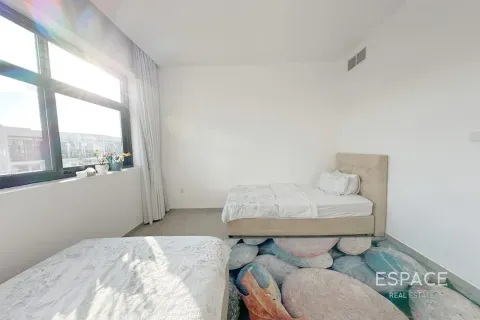 Townhouse in Quortaj, Al Furjan, Dubai 4 bedrooms, 251 sq.m. № 122736 - photo 11