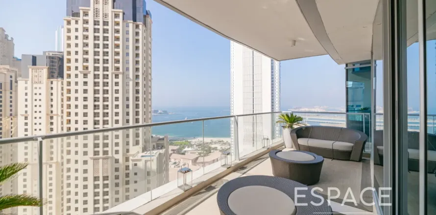 Apartment in Trident Grand Residence, Dubai Marina, Dubai 3 bedrooms, 199 sq.m. № 122738